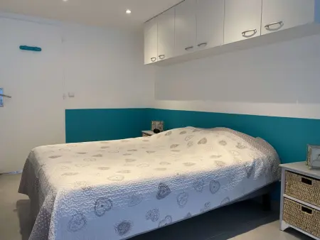 T2 lumineux rénové avec vue étang, clim, parking, WIFI - Photo 13