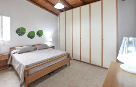 Location Maison 5 personnes à Vittoria - Photo 3