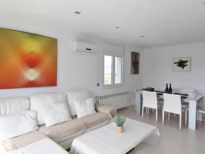 Appartement à Palamós, Appartement moderne à deux pas de la plage avec terrasse, climatisation, Wi-Fi et parking - L904755