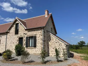 Gite à Ygrande,Charmant gîte à la ferme avec tout confort, proche de Bourbon-l'Archambault, idéal pour randos et curistes FR-1-489-432 N°861606