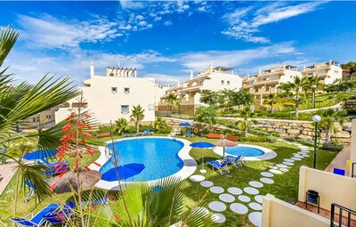 Colina 3 Bed Townhouse, Maison 6 personnes à Benhavis Urb. El Parai EAG400