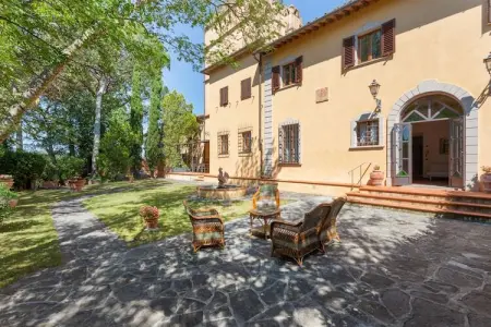 Villa Empoli, Loisirs au bord de la piscine à Empoli Hideaway - Photo 6