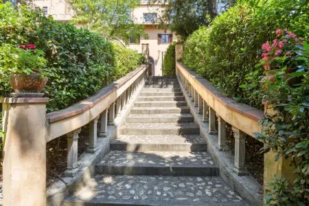 Villa Empoli, Loisirs au bord de la piscine à Empoli Hideaway - Photo 11