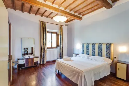 Villa Empoli, Loisirs au bord de la piscine à Empoli Hideaway - Photo 22