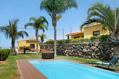 Hermosa casa con piscina privada,Wifi,vista al Mar, Chalet 6 personnes à Tijarafe 983452