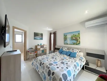 Villa Contemporaine avec Piscine Privée et Climatisation à 15min Plages - Photo 6