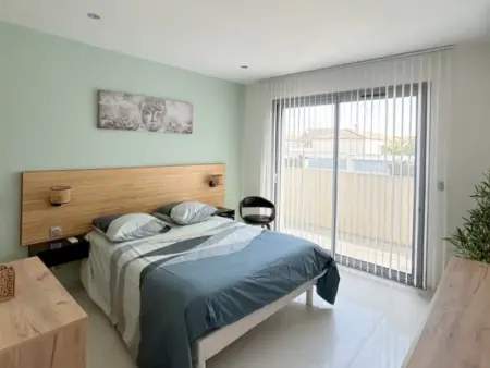 Villa Contemporaine avec Piscine Privée et Climatisation à 15min Plages - Photo 9