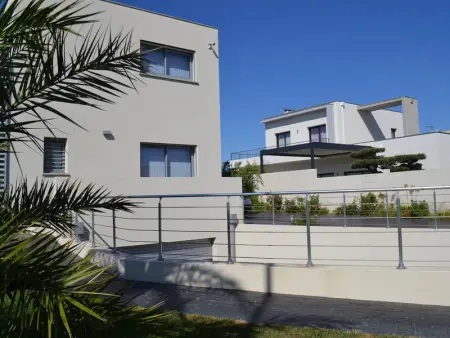 Villa Contemporaine avec Piscine Privée et Climatisation à 15min Plages - Photo 21