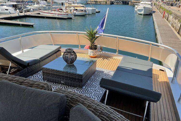 location yacht 8 personnes