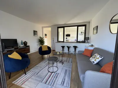 Appartement à Arcachon, Superbe T2 avec balcon et parking, idéalement situé à Arcachon - L905106