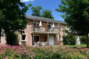 Appartement à Rignac,Résidence Le Hameau du Lac 1 FR-12390-01 N°94569