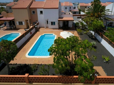 Estupenda Villa con piscina privada,Vista a Oceano, Villa 8 personnes à Corralejo 986440