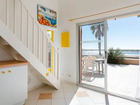 Superbe Pavillon à Gruissan avec Terrasse sur Plage, 2 Chambres, Parking et Wifi - Photo 2