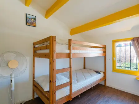 Superbe Pavillon à Gruissan avec Terrasse sur Plage, 2 Chambres, Parking et Wifi - Photo 9