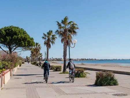 Superbe Pavillon à Gruissan avec Terrasse sur Plage, 2 Chambres, Parking et Wifi - Photo 13
