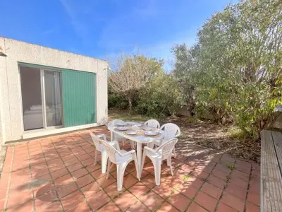 Villa à Le Barcarès, Maison familiale front de mer avec terrasse - 6 pers - L862181