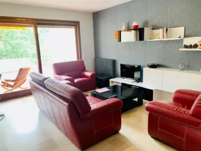 Appartement à Amélie les Bains Palalda, Appartement F3 avec terrasse et parking à 400m du centre d'Amélie-les-Bains - L905362