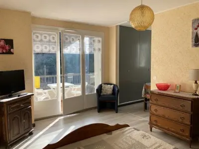 Appartement à Amélie les Bains Palalda, Studio 2 Couchages avec Balcon, Wi-Fi et Proche Thermes à Amélie-les-Bains - L905424