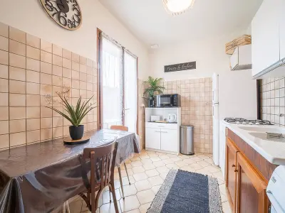 Casa en Céret,Maison F3 à Céret avec jardin, terrasses et climatisation, proche centre-ville FR-1-703-96 N°862288