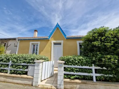 Maison à Châtelaillon Plage, Maison paisible près de la plage, 5 pers, jardin, animaux bienvenus - L862291