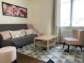 Apartamento en La Roche Posay,T2 confortable avec WIFI, au centre de La Roche-Posay, à proximité des Thermes et parking gratuit FR-1-541-93 N°905471