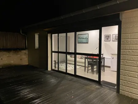 Studio lumineux avec jardin privé et terrasse en plein centre de La Roche-Posay - Photo 10