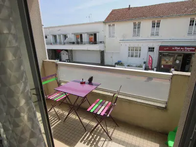 Appartement à Saint Jean de Monts, Appartement T2 avec balcon, parking, proche plage - 4 pers., quartier Les Demoiselles, St Jean de Monts - L905561