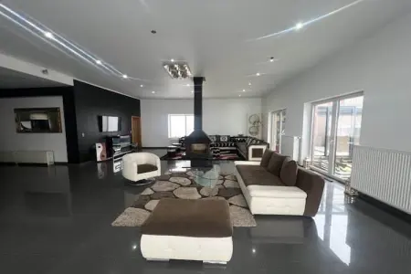 Magnifique maison de vacances pour 10 adultes avec pscine intérieure  Sauna Bains à remous et  Hamam - Photo 1