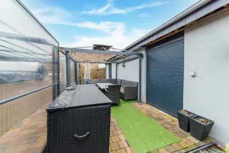 Magnifique maison de vacances pour 10 adultes avec pscine intérieure  Sauna Bains à remous et  Hamam - Photo 21