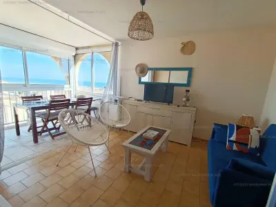 Appartement à Fleury Saint Pierre la Mer, Appartement 5 pers avec piscine, parking, wifi - Proche plage et commerces FR-1-619-66 N°905794