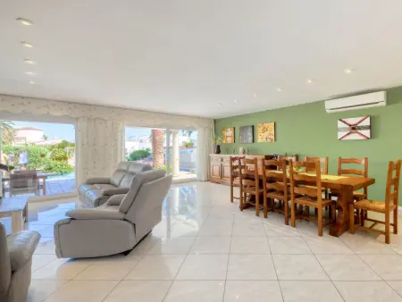 Villa Llobregat 41b, sublime villa au bord du canal de plaisance - Photo 2