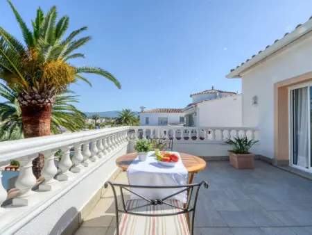 Villa Llobregat 41b, sublime villa au bord du canal de plaisance - Photo 23