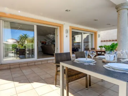 Villa Llobregat 41b, sublime villa au bord du canal de plaisance - Photo 31