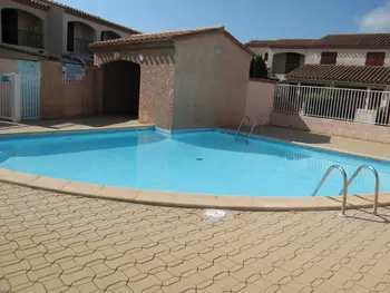 Villa à Saint Cyprien, Villa T3 avec Piscine, Proche Plage et Aqualand, Saint-Cyprien - L862736