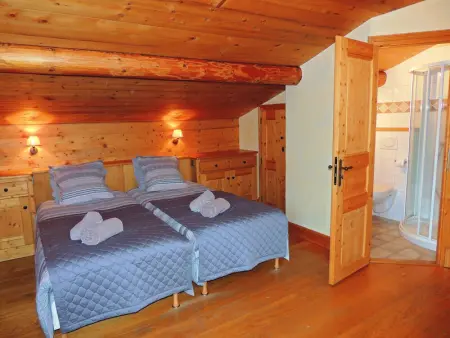 Chalet au calme avec sauna, proche des pistes, parking - Photo 8