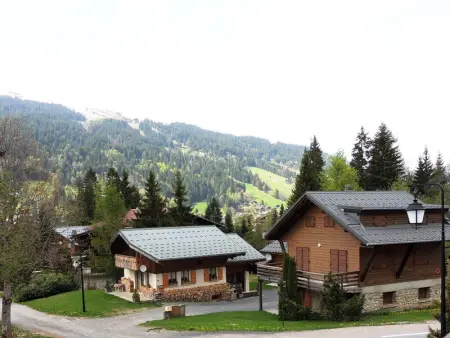 Chalet au calme avec sauna, proche des pistes, parking - Photo 12
