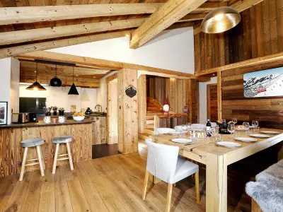 Chalet à La Tania, Chalet raffiné à La Tania, Courchevel - 10/12 pers, spa, sauna, billard, ski-in/ski-out - L862861