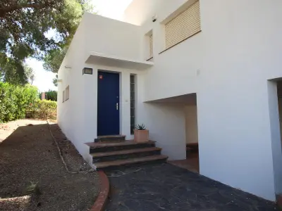 Maison à Llançà, Maison familiale avec jardin à 100m de la plage de La Farella, à Llançà - L862927