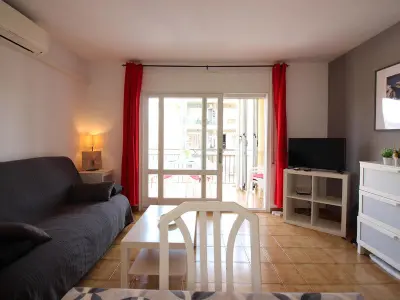 Appartement à Roses, Appartement agréable à 300m de la plage avec climatisation et parking - Santa Margarita, Roses - L905968