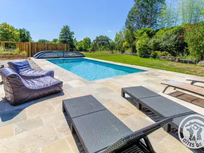 Gîte in Lys Haut Layon,Roulotte climatisée avec piscine et jardin FR-1-622-54 N°906092