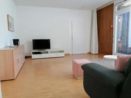 Tgiesa Canols, Appartement 6 personnes à Valbella - Photo 8