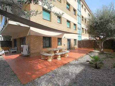 Appartement à Lloret de Mar, Bel appartement à 200 m de la plage avec terrasse, clim, wifi - L906109