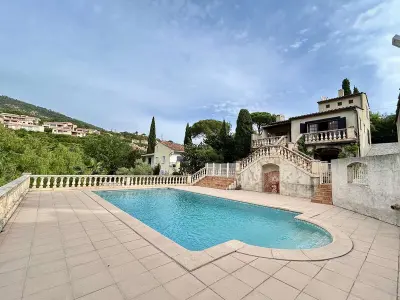 Maison à Les Issambres, Maison 4 pièces avec piscine privée, parking et proche mer aux Issambres - L863042