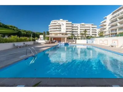 Appartement à Fréjus, Appartement Studio Cabine à Fréjus, Piscine, Plage à 500m, Clim, Parking, Terrasse, 4 Couchages - L906124