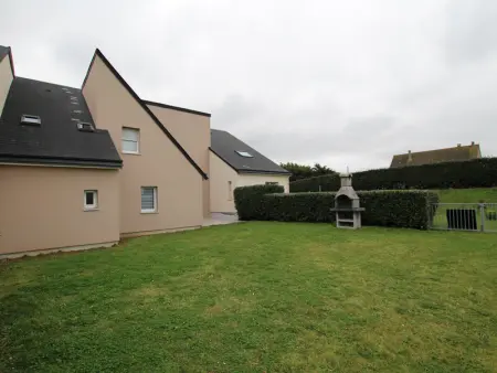 Maison familiale en bord de mer avec terrasse, 4 chambres et équipements modernes à Surtainville - Photo 21