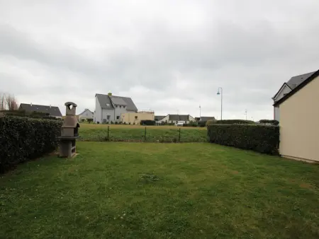 Maison familiale en bord de mer avec terrasse, 4 chambres et équipements modernes à Surtainville - Photo 22