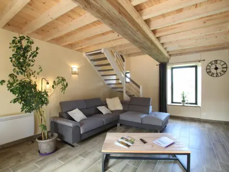 Duplex confortable proche Granville avec terrasse privée et parking - Photo 0