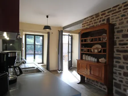 Duplex confortable proche Granville avec terrasse privée et parking - Photo 1