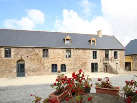 Duplex confortable proche Granville avec terrasse privée et parking - Photo 15