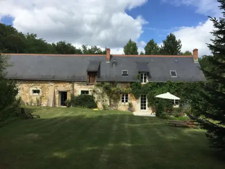 Gîte de charme à Saint-Benoît-la-Forêt avec jardin privé, proche Châteaux de la Loire - Photo 4